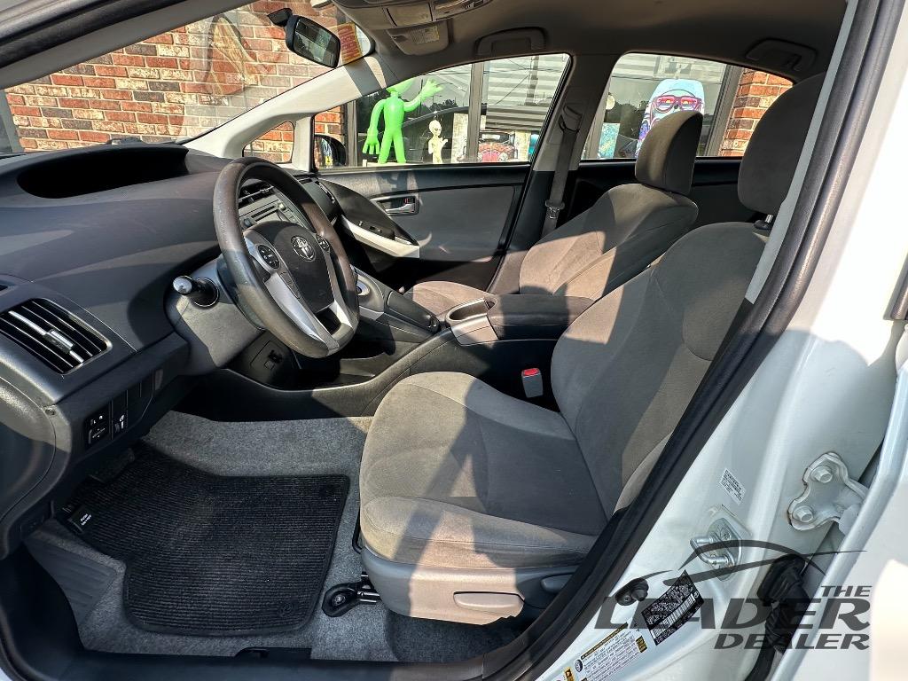 2015 Toyota Prius photo