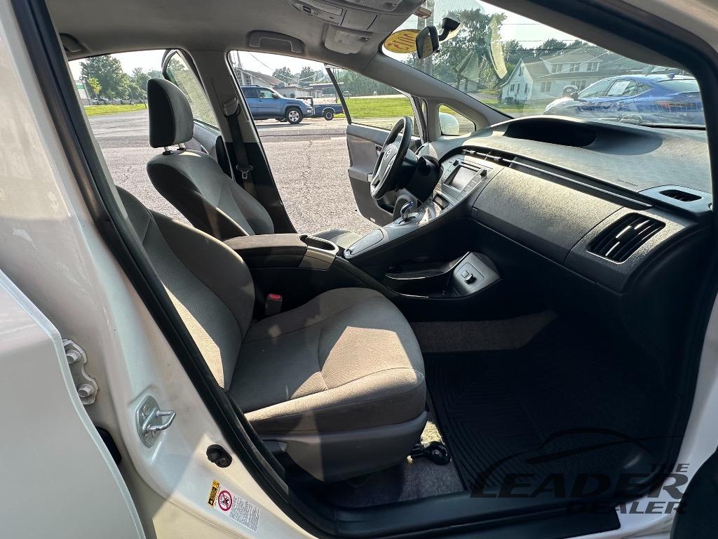 2015 Toyota Prius photo