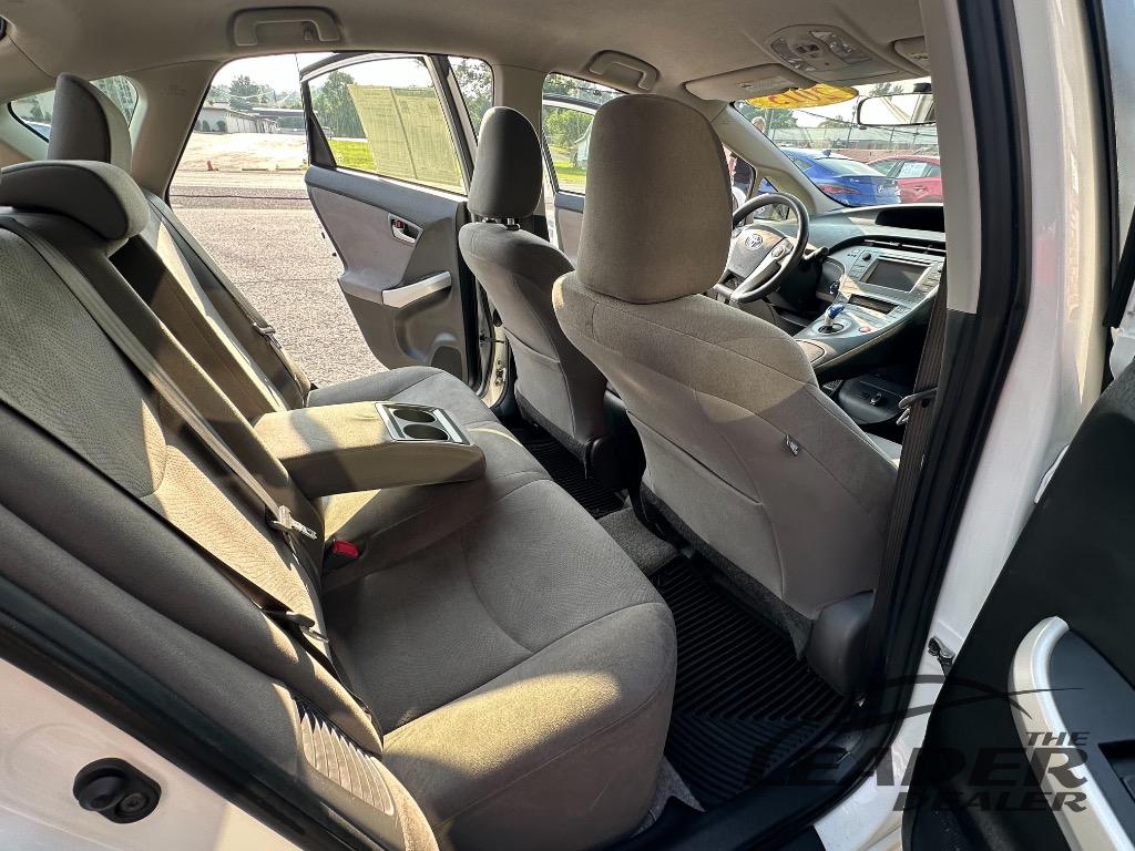 2015 Toyota Prius photo