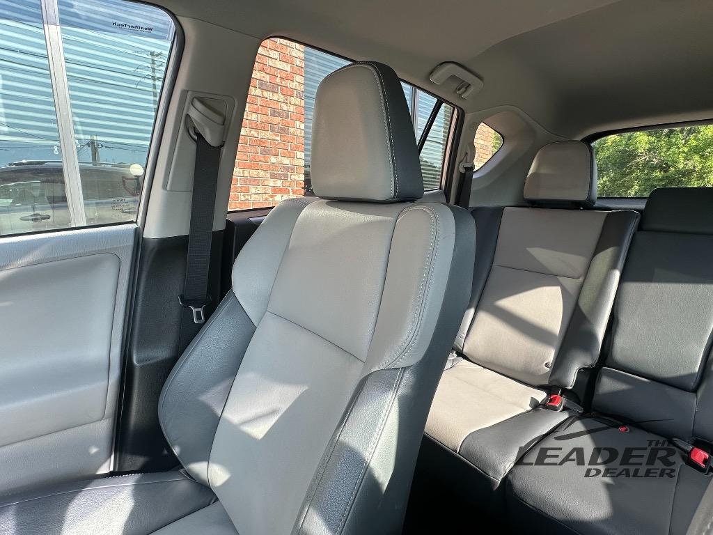 2013 Toyota RAV4 - $15,950