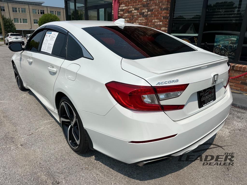 2020 Honda Accord - $18,950