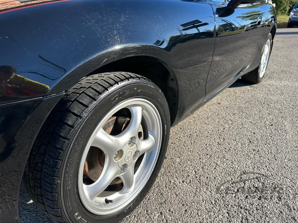 2002 MAZDA MX-5 - $8,850