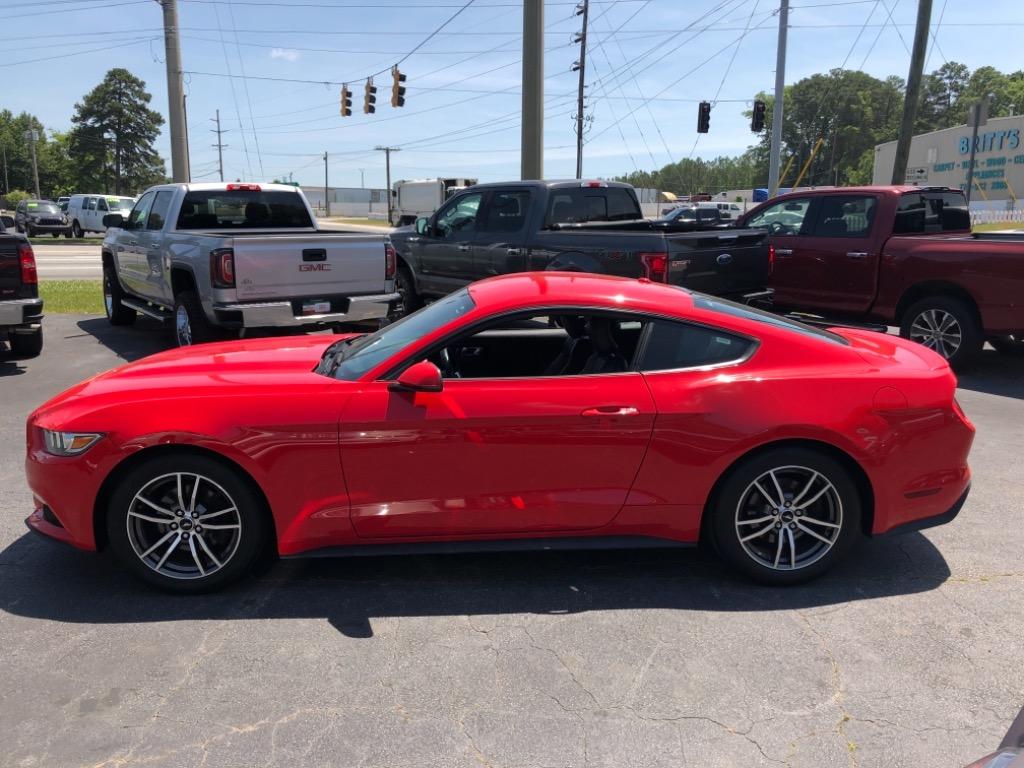2017 Ford Mustang Eco photo