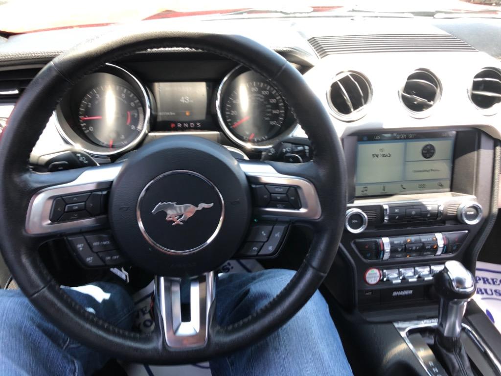2017 Ford Mustang Eco photo