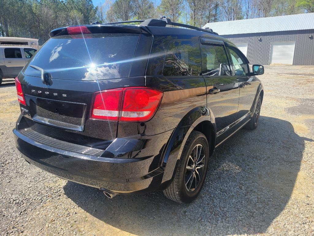 2018 Dodge Journey SE photo