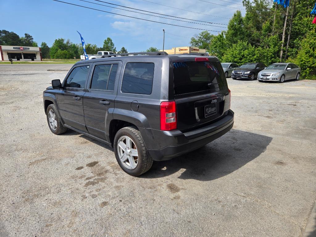 2015 Jeep Patriot - $11,900