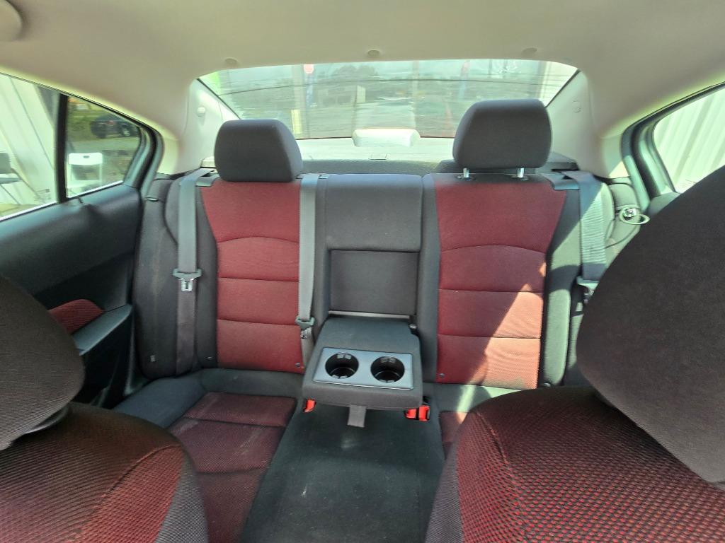 2014 Chevrolet Cruze - $11,900