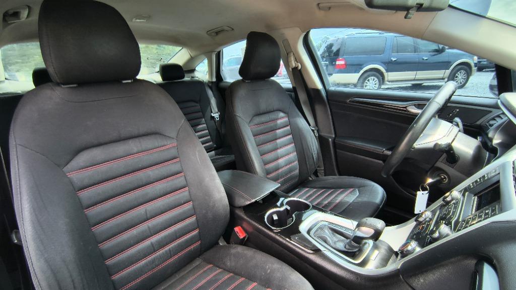 2016 Ford Fusion - $10,900
