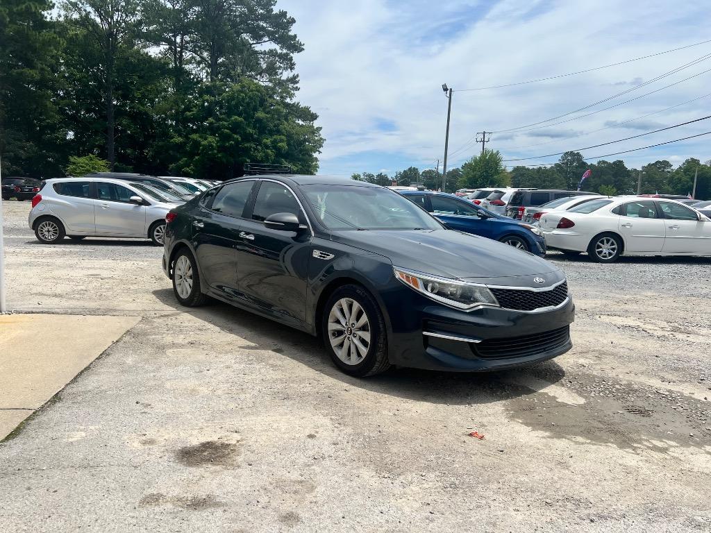 2016 Kia Optima - $12,900