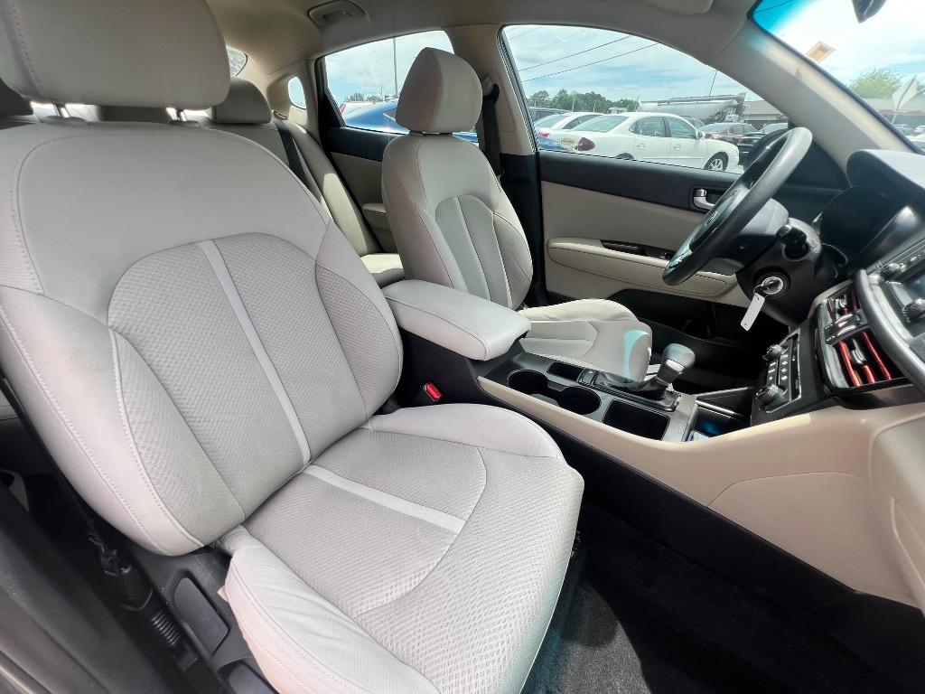 2016 Kia Optima - $12,900