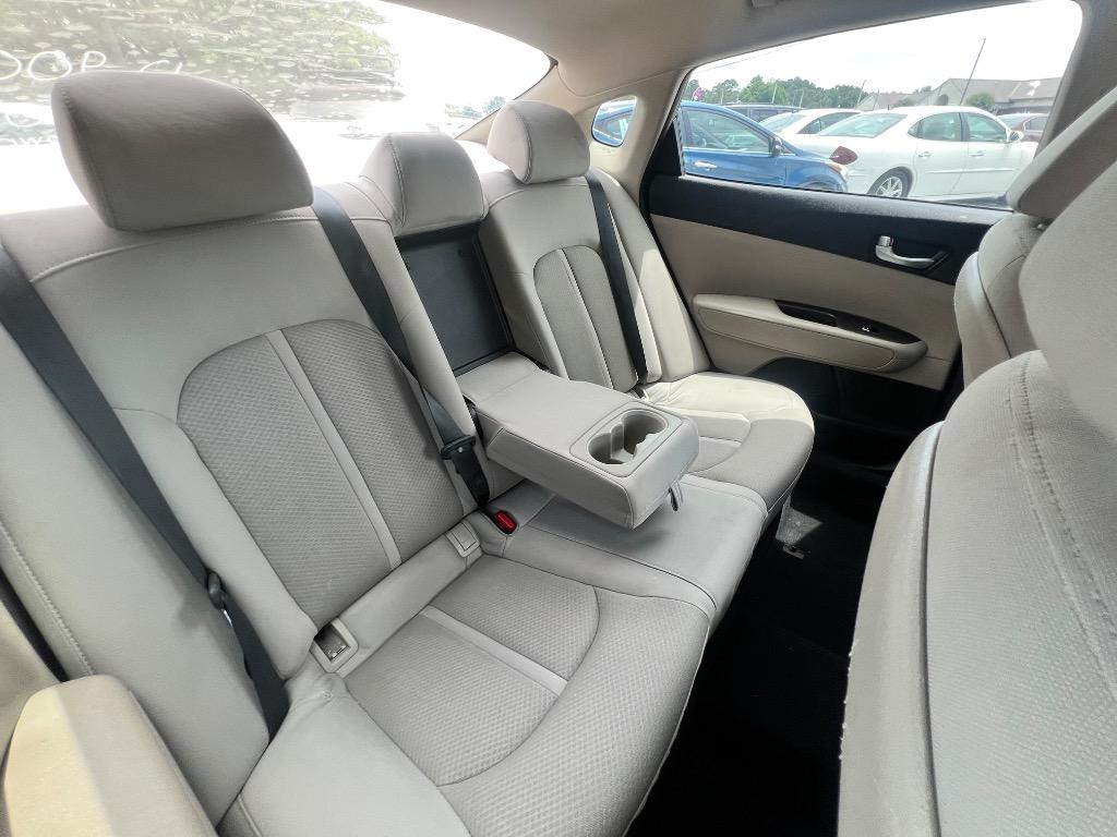 2016 Kia Optima - $12,900