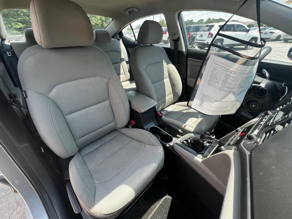 2017 Hyundai Elantra - $10,900