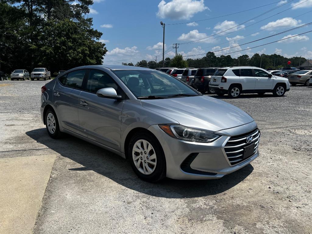 2017 Hyundai Elantra - $10,900