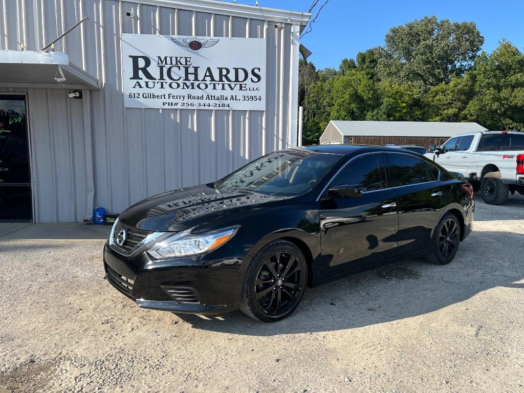 2017 Nissan Altima - $13,900