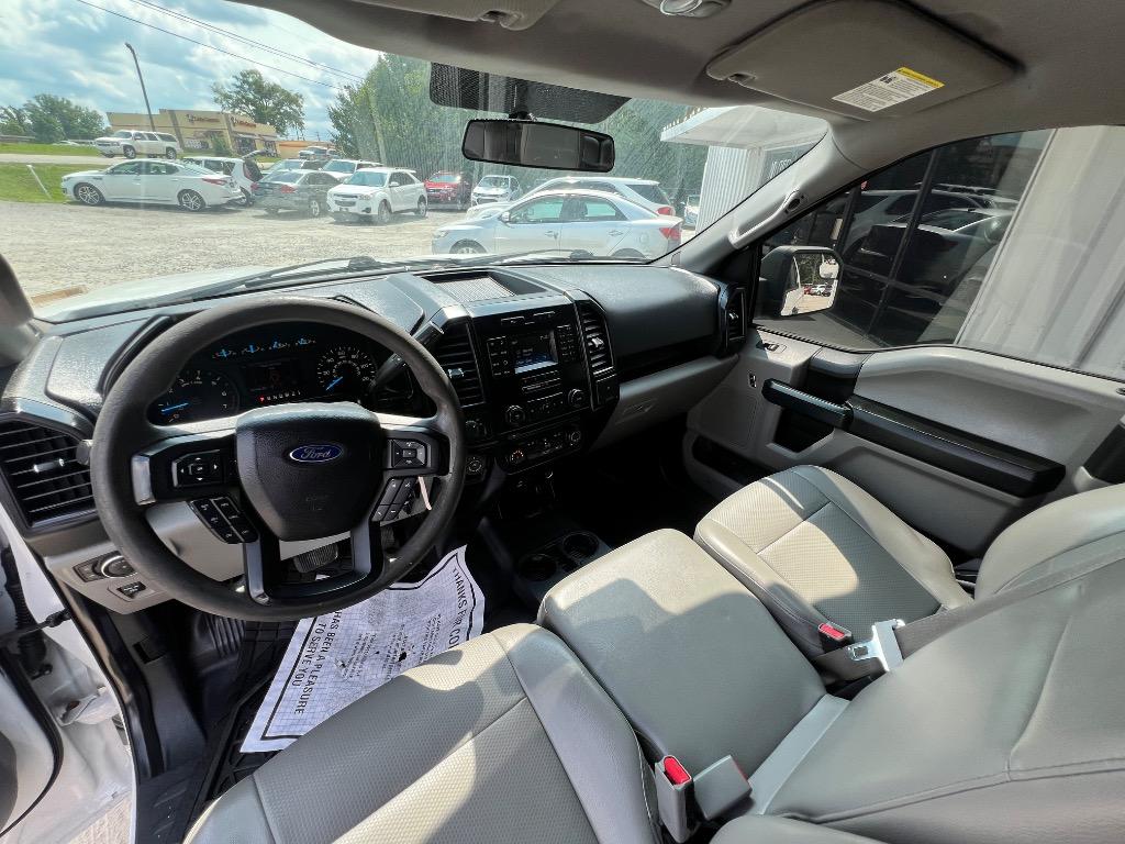 2016 Ford F150 - $13,900