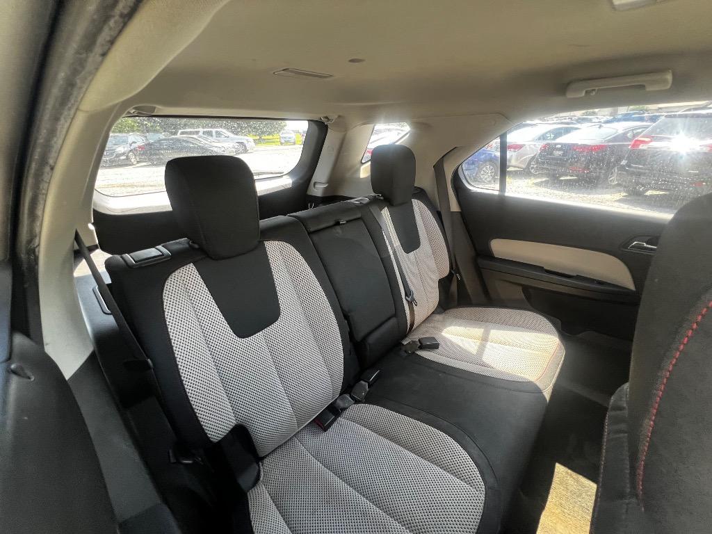 2015 Chevrolet Equinox - $10,900