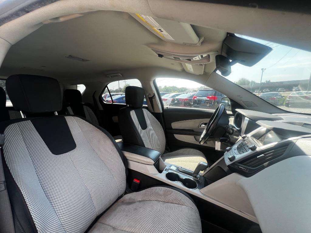 2015 Chevrolet Equinox - $10,900