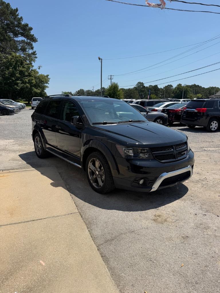 2015 Dodge Journey - $13,900