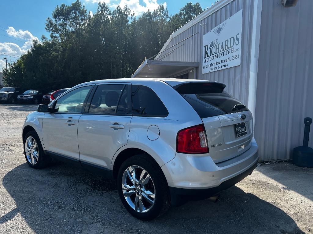 2014 Ford Edge - $11,900
