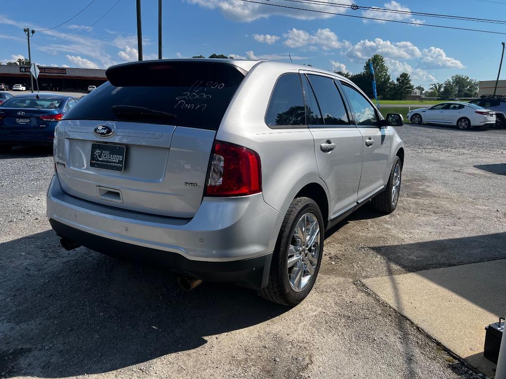 2014 Ford Edge - $11,900