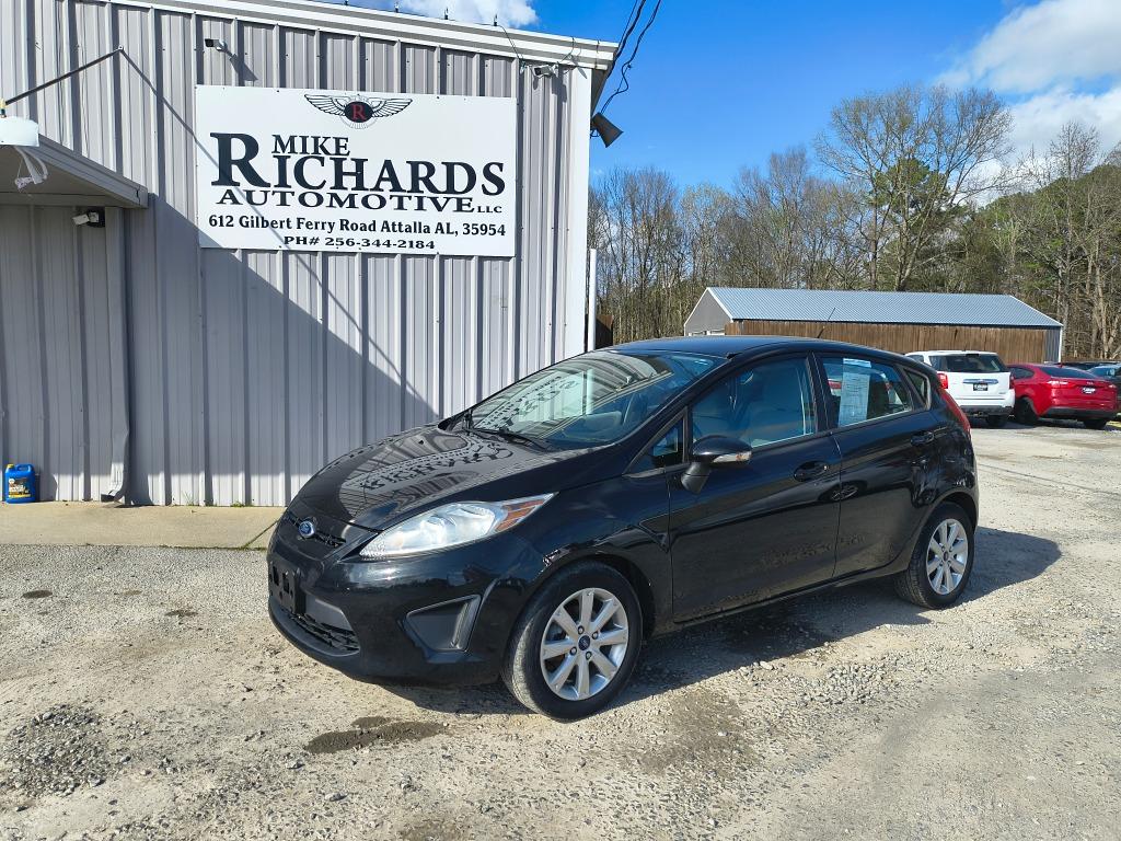 2013 Ford Fiesta - $10,900