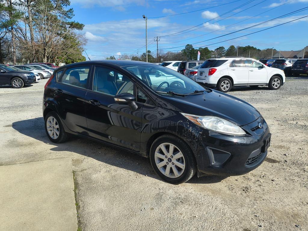 2013 Ford Fiesta - $10,900
