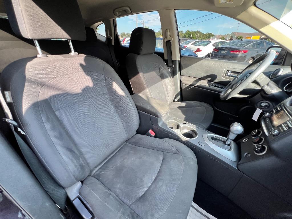 2015 Nissan Rogue - $12,900