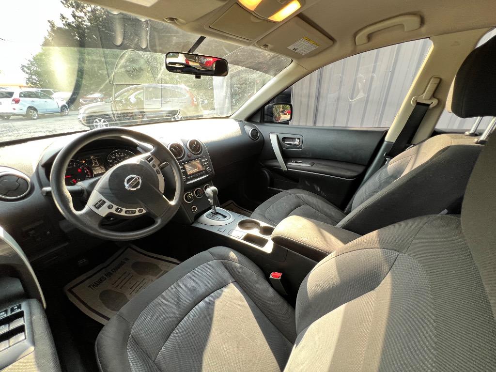2015 Nissan Rogue - $12,900