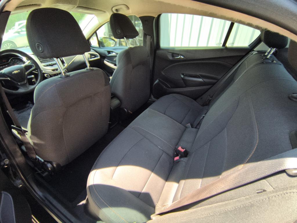 2017 Chevrolet Cruze - $11,900
