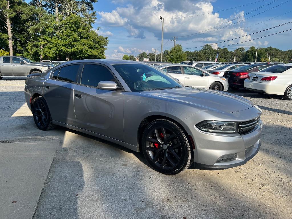 2015 Dodge Charger - $12,900
