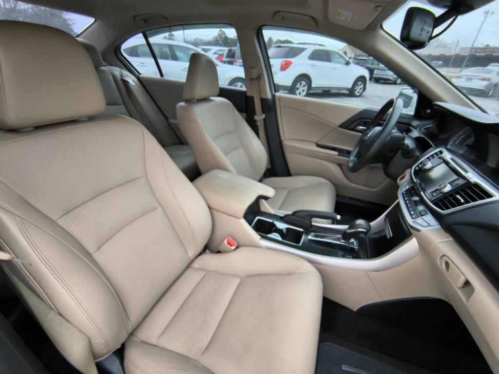 2014 Honda Accord - $13,900