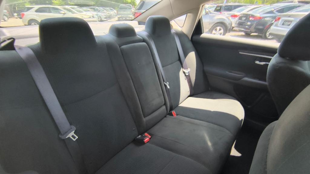 2015 Nissan Altima - $12,900