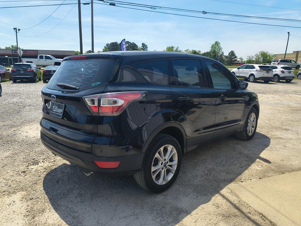 2017 Ford Escape - $11,900