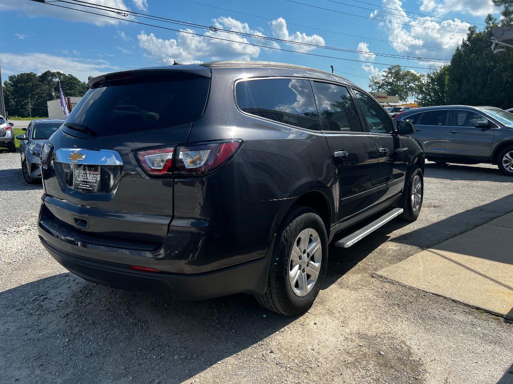 2014 Chevrolet Traverse - $12,900