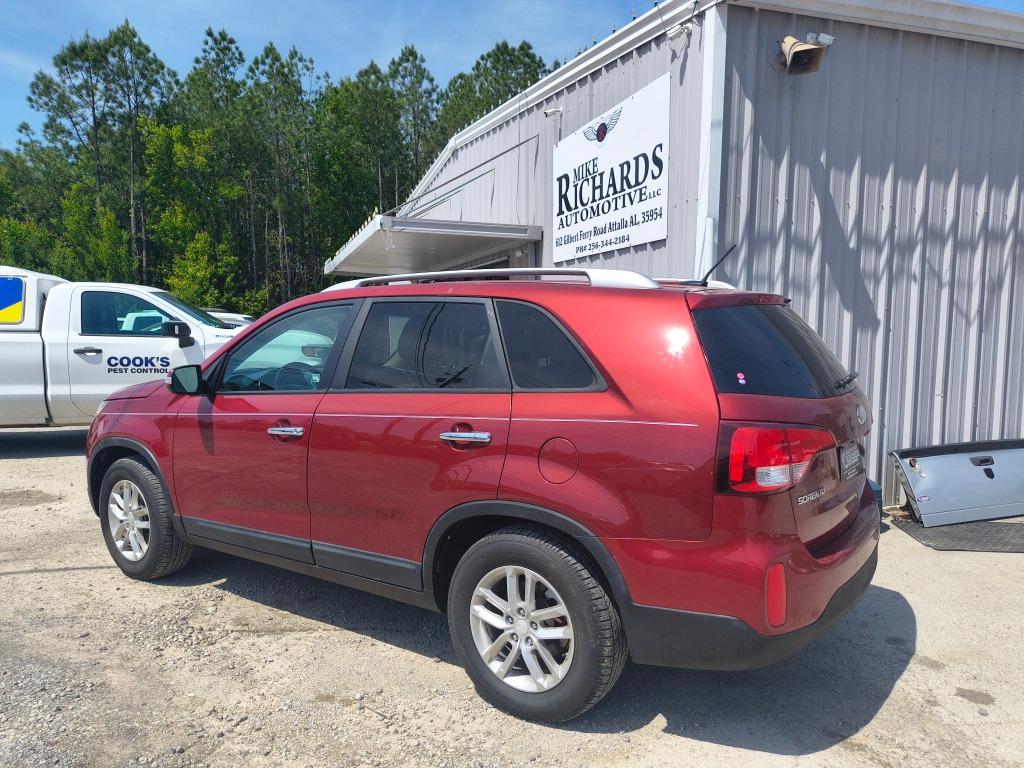 2014 Kia Sorento - $12,900
