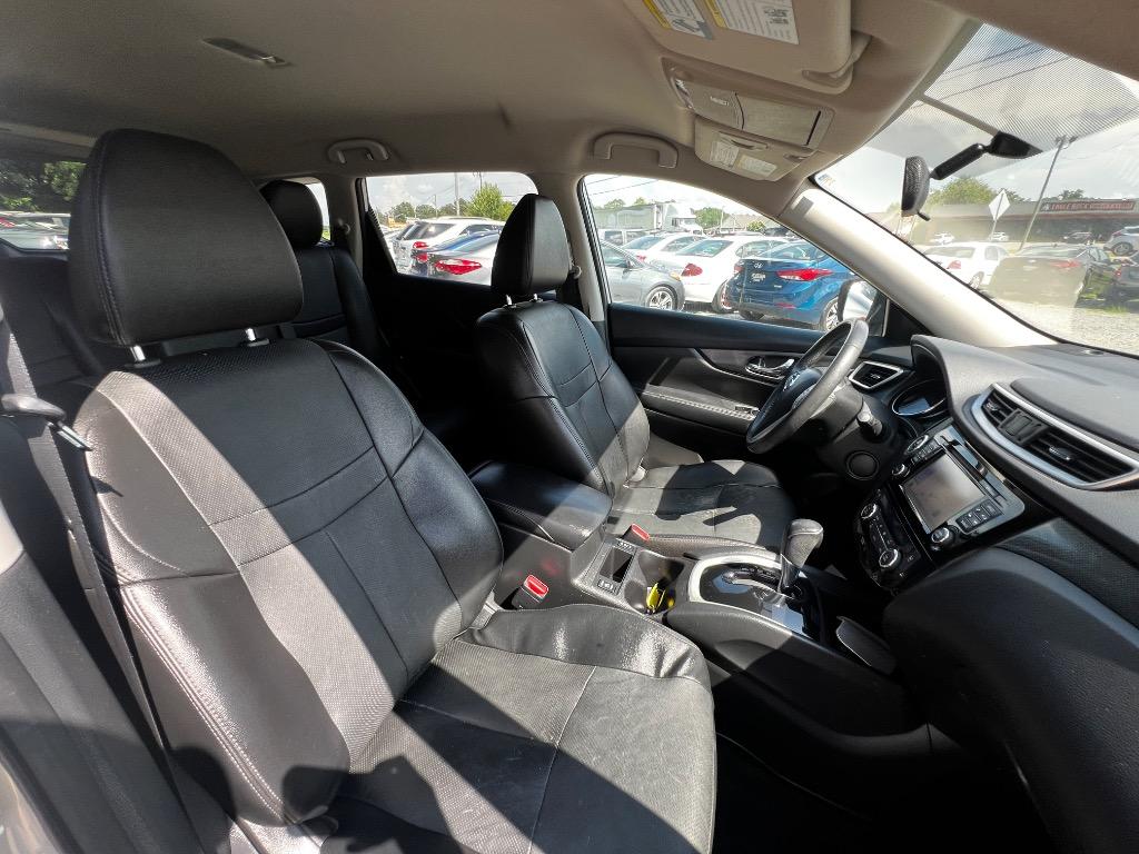 2016 Nissan Rogue - $13,900