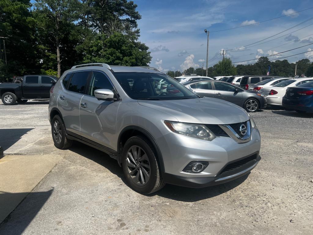 2016 Nissan Rogue - $13,900