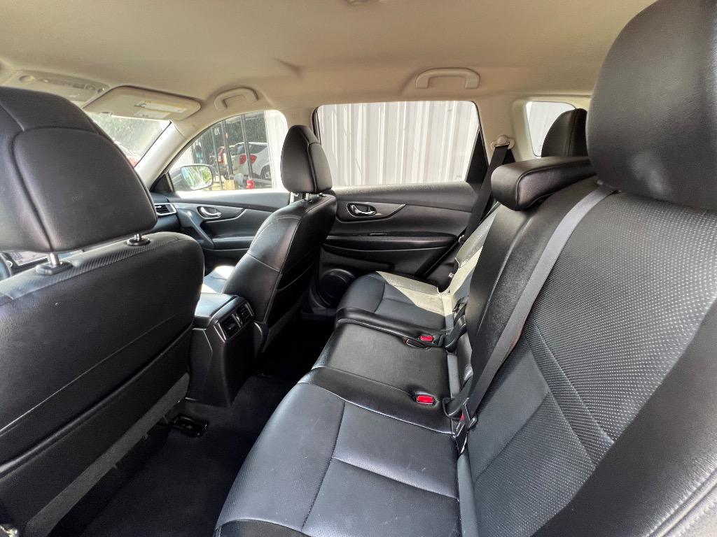 2016 Nissan Rogue - $13,900