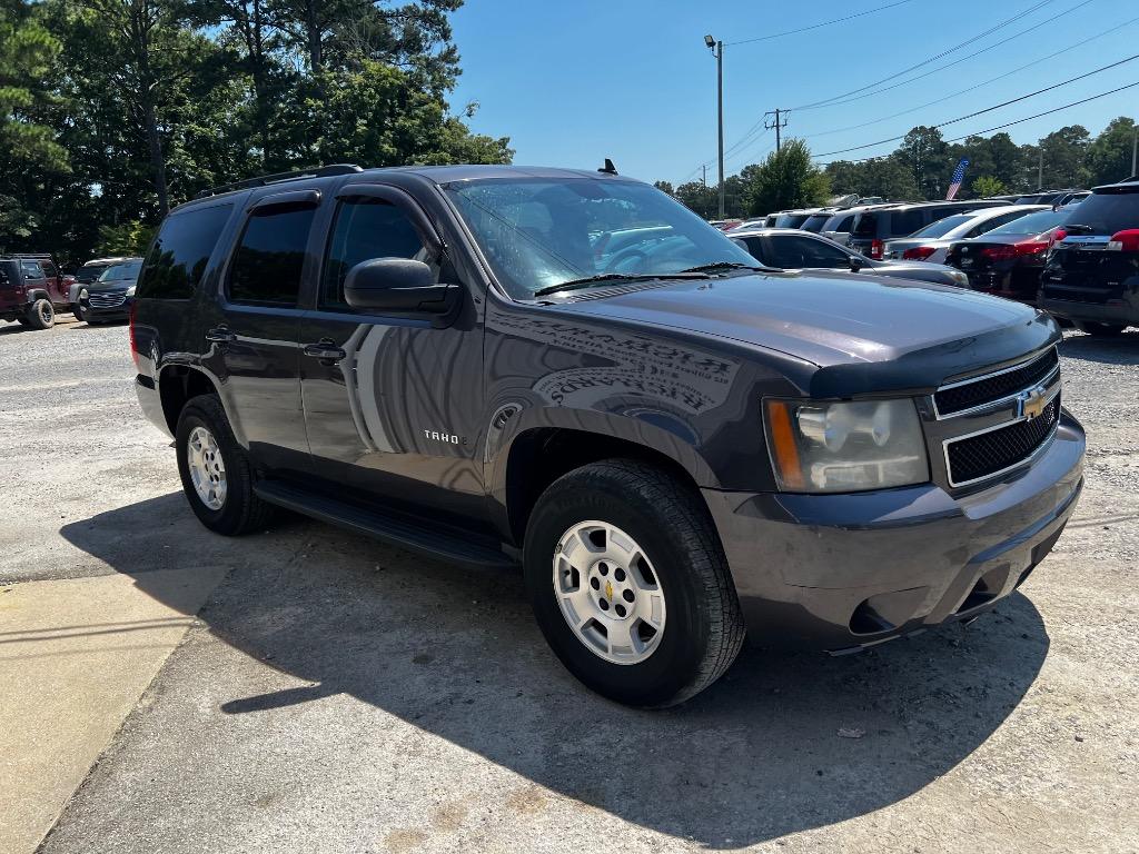 2011 Chevrolet Tahoe - $11,900