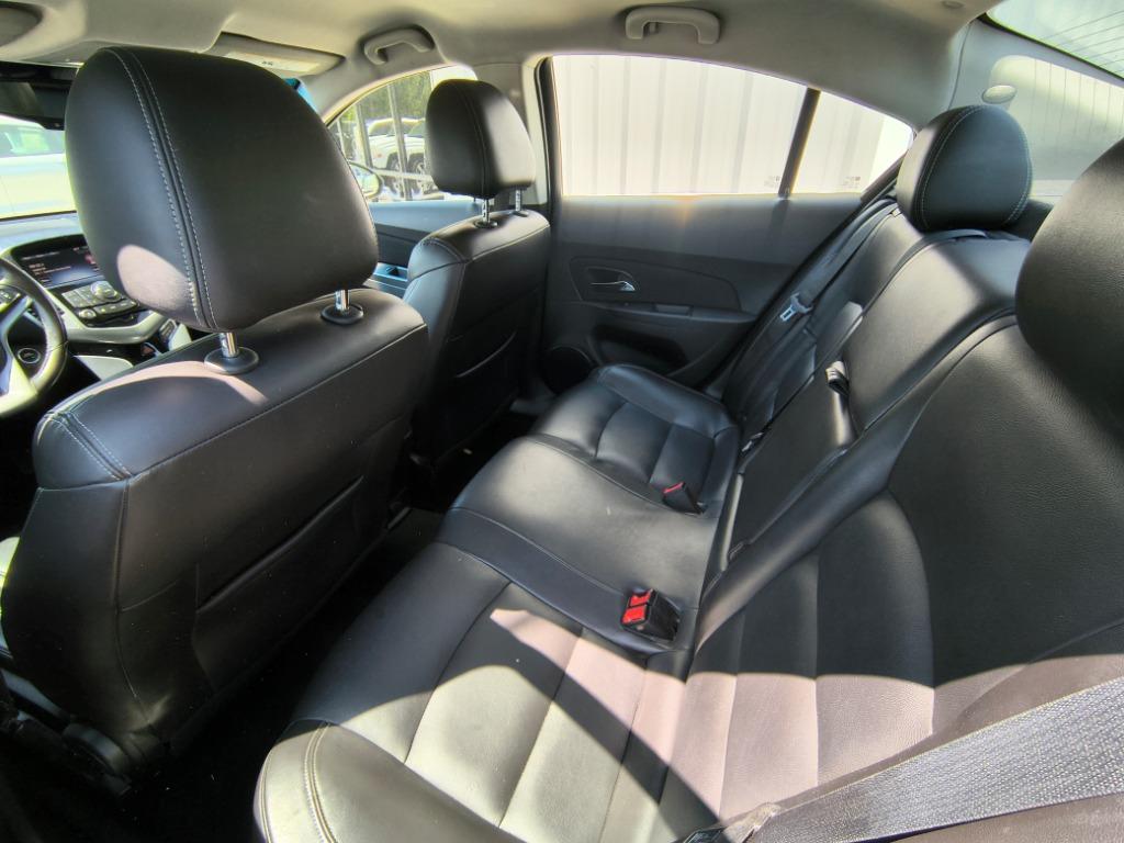 2016 Chevrolet Cruze - $11,900
