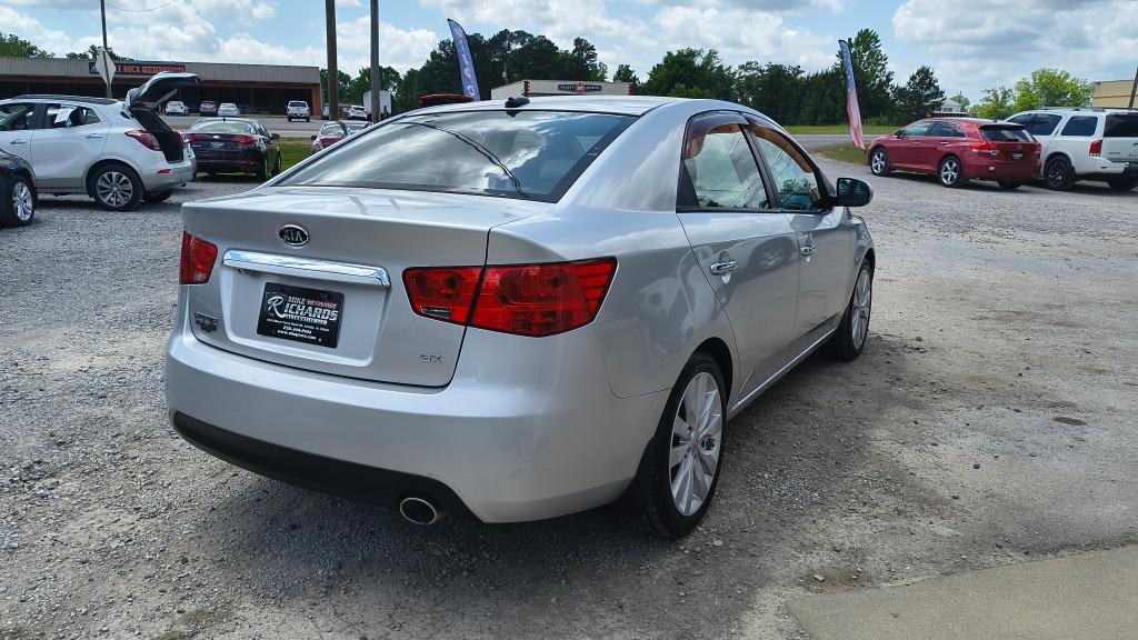 2011 Kia Forte - $10,900