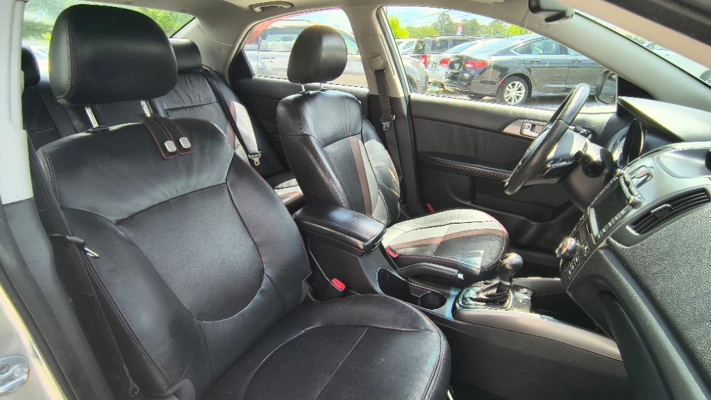 2011 Kia Forte - $10,900