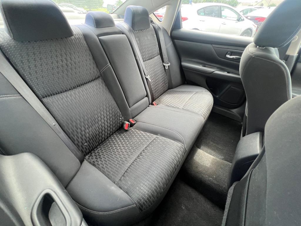 2017 Nissan Altima - $13,500