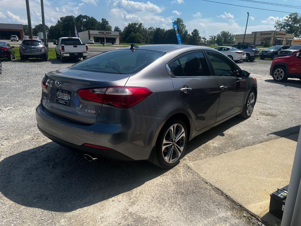 2016 Kia Forte - $9,900