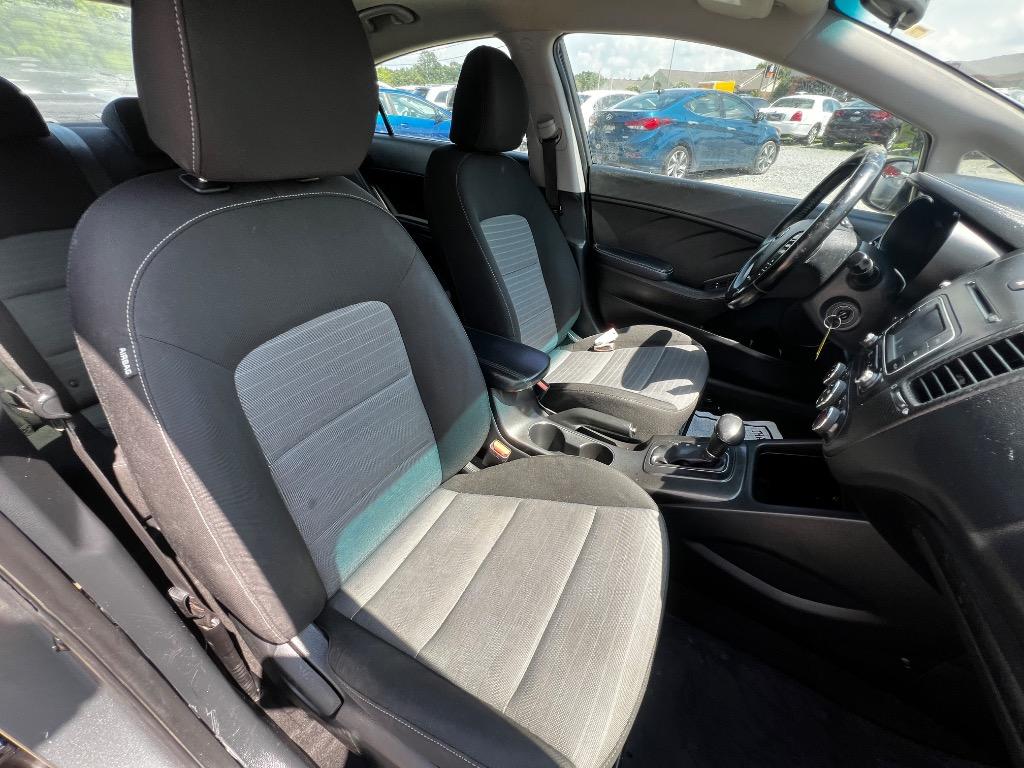 2016 Kia Forte - $9,900