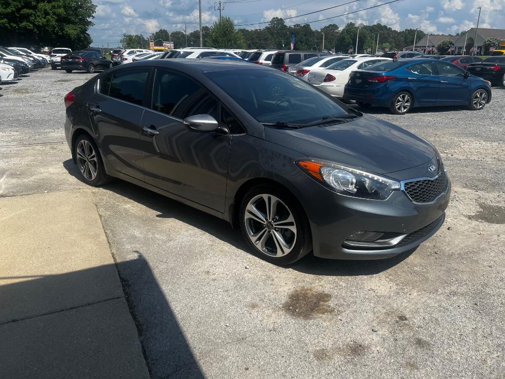 2016 Kia Forte - $9,900