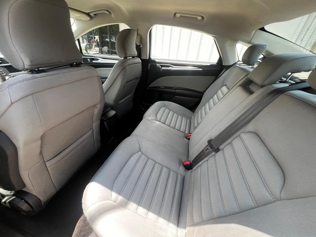2015 Ford Fusion - $11,900