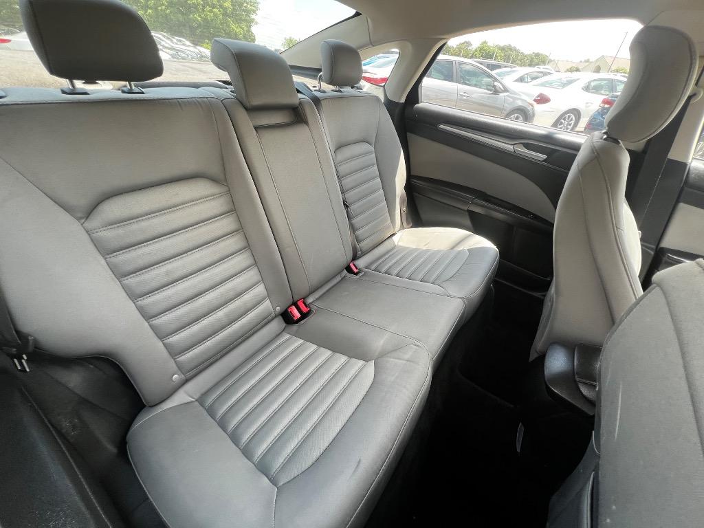 2015 Ford Fusion - $11,900