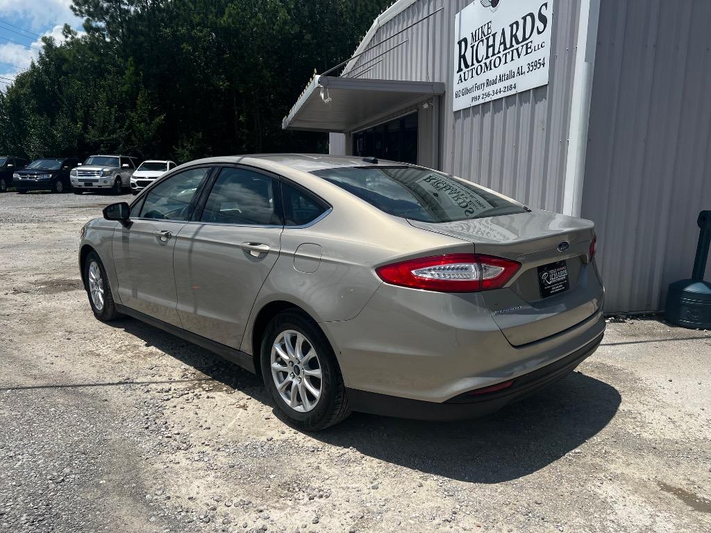 2015 Ford Fusion - $11,900