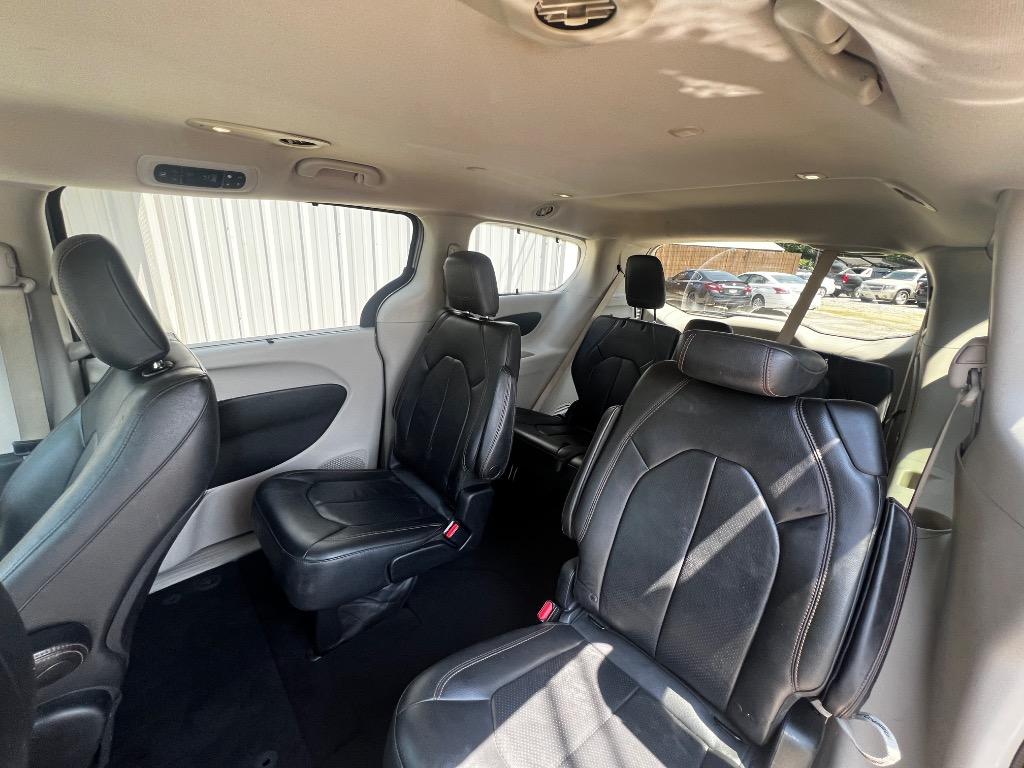 2018 Chrysler Pacifica - $13,900